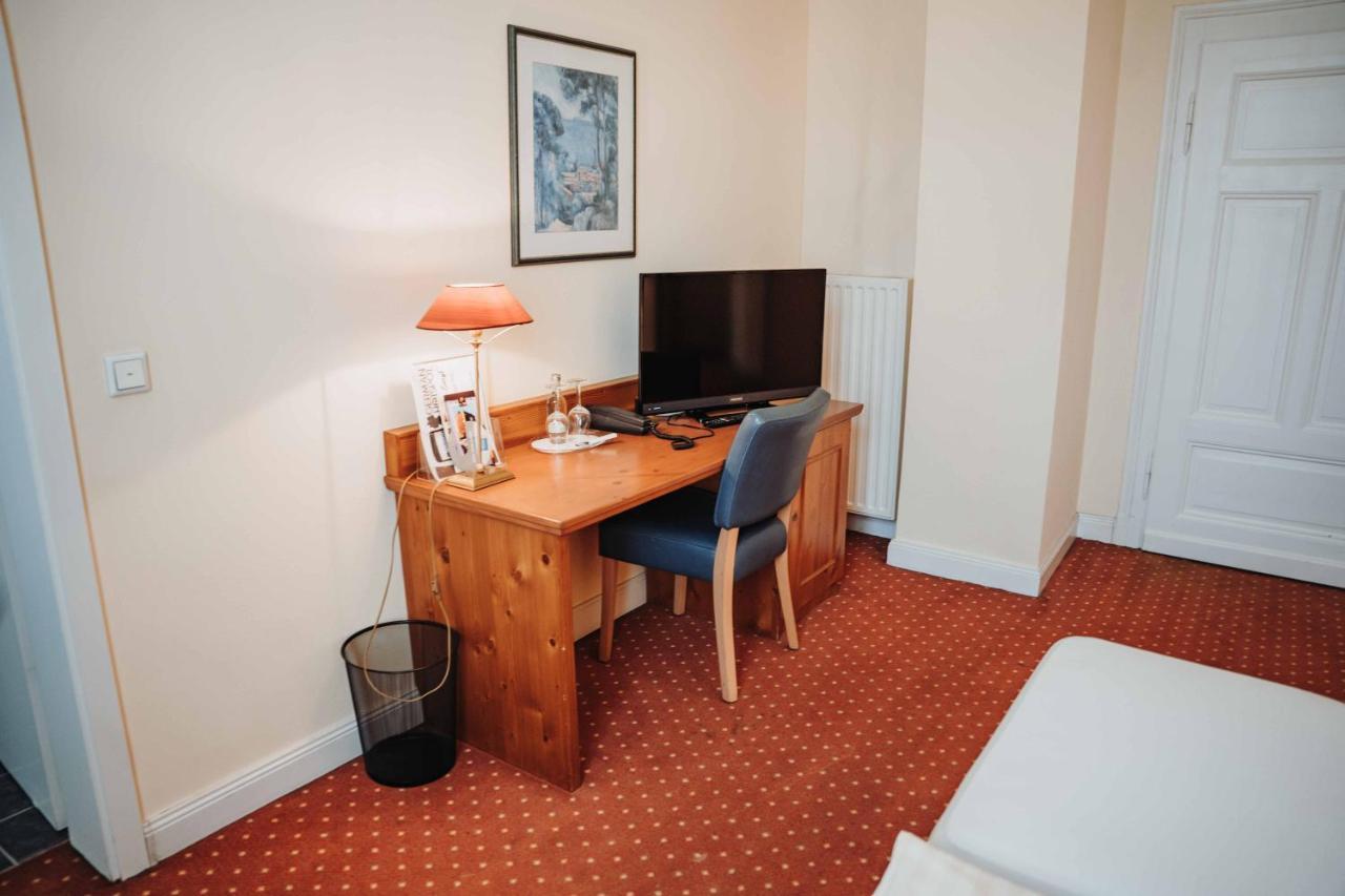 Hotel Am Wallgraben Brilon Eksteriør billede
