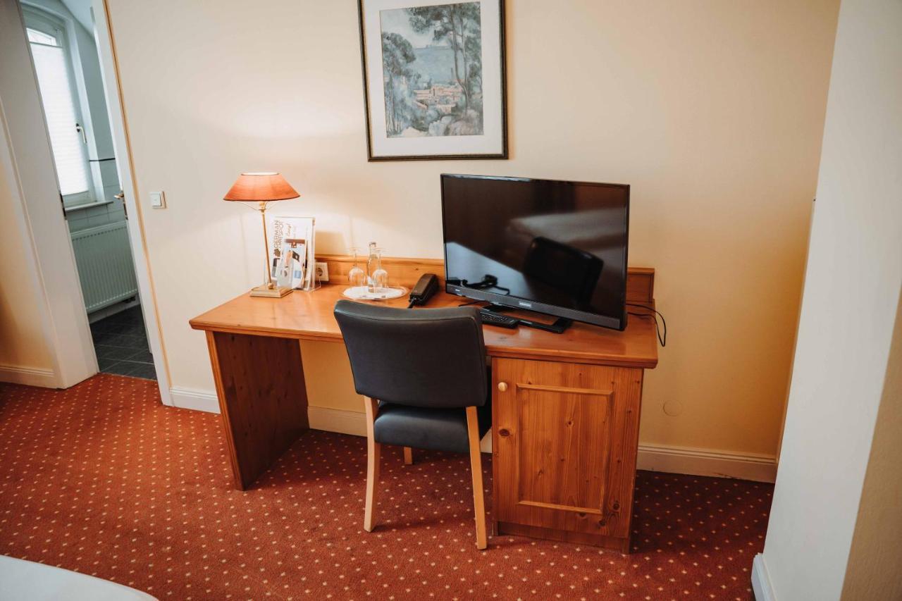 Hotel Am Wallgraben Brilon Eksteriør billede